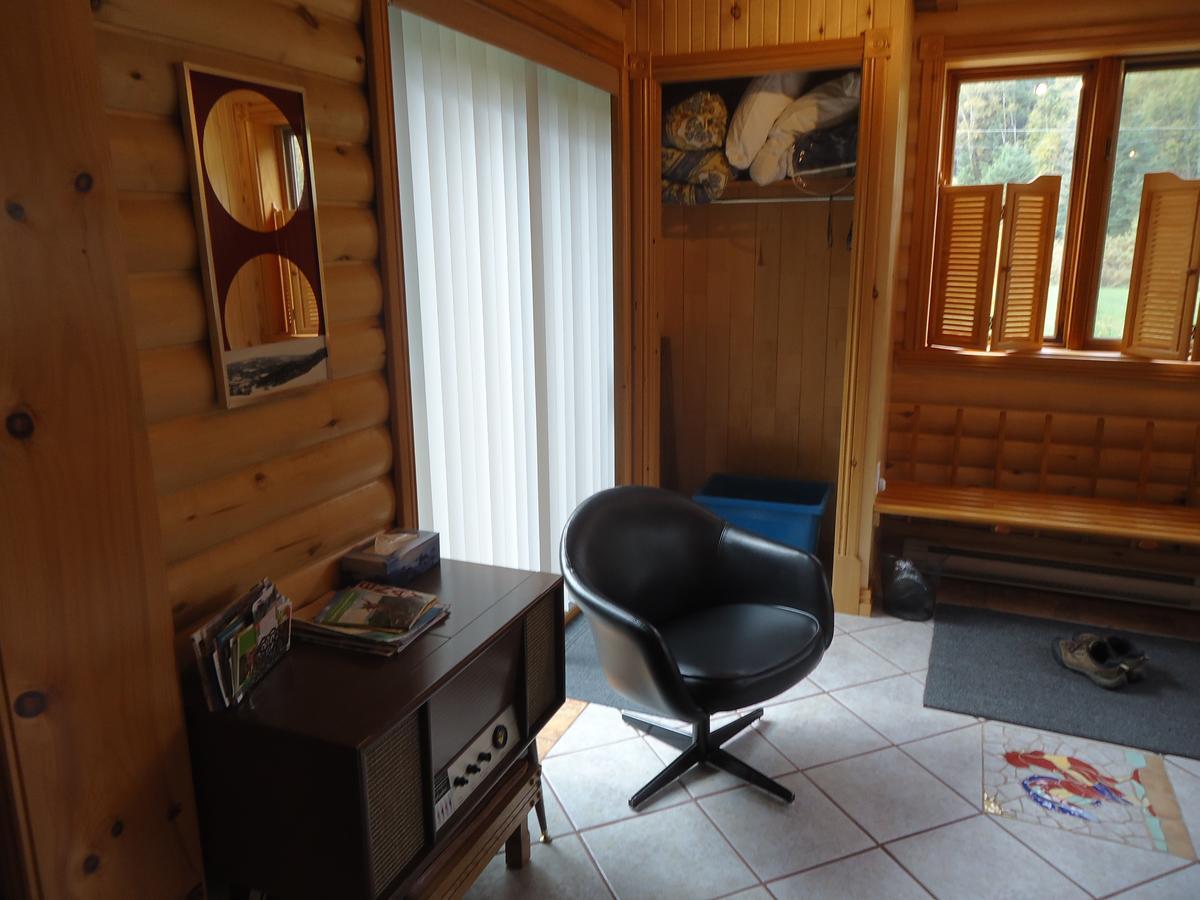 LʼAnse-Saint-Jean Chalet Saint-Thomas מראה חיצוני תמונה
